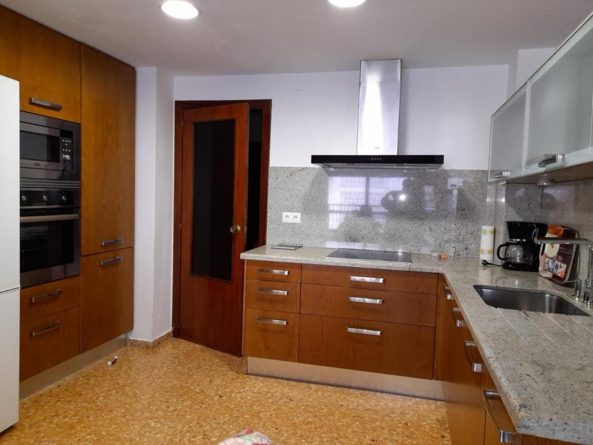Manila Solo Familias Serviplaya 간디아 외부 사진
